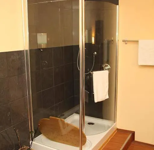 Haus Roedgen Hotell 3*