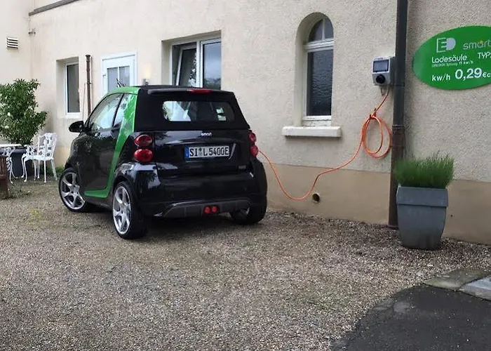 Otel Haus Roedgen 3*